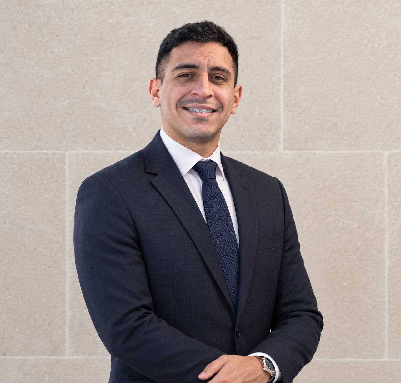 Dr. Cristian Damián López